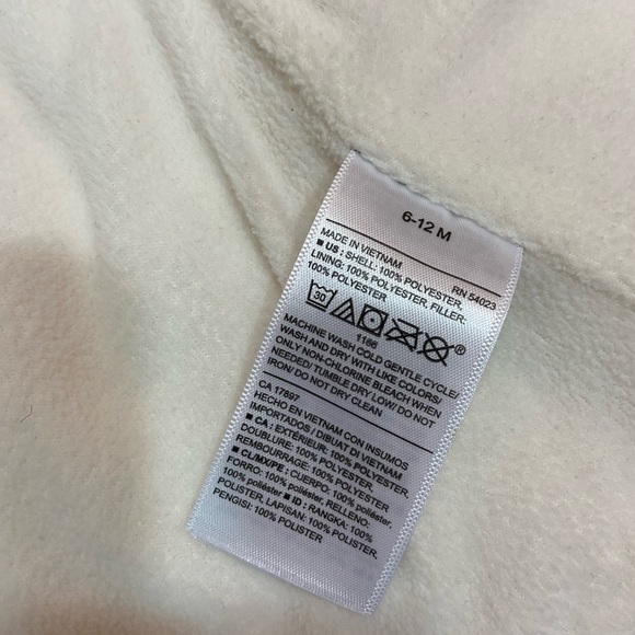 Old Navy Vest 6-12 months - Picture 5 of 5